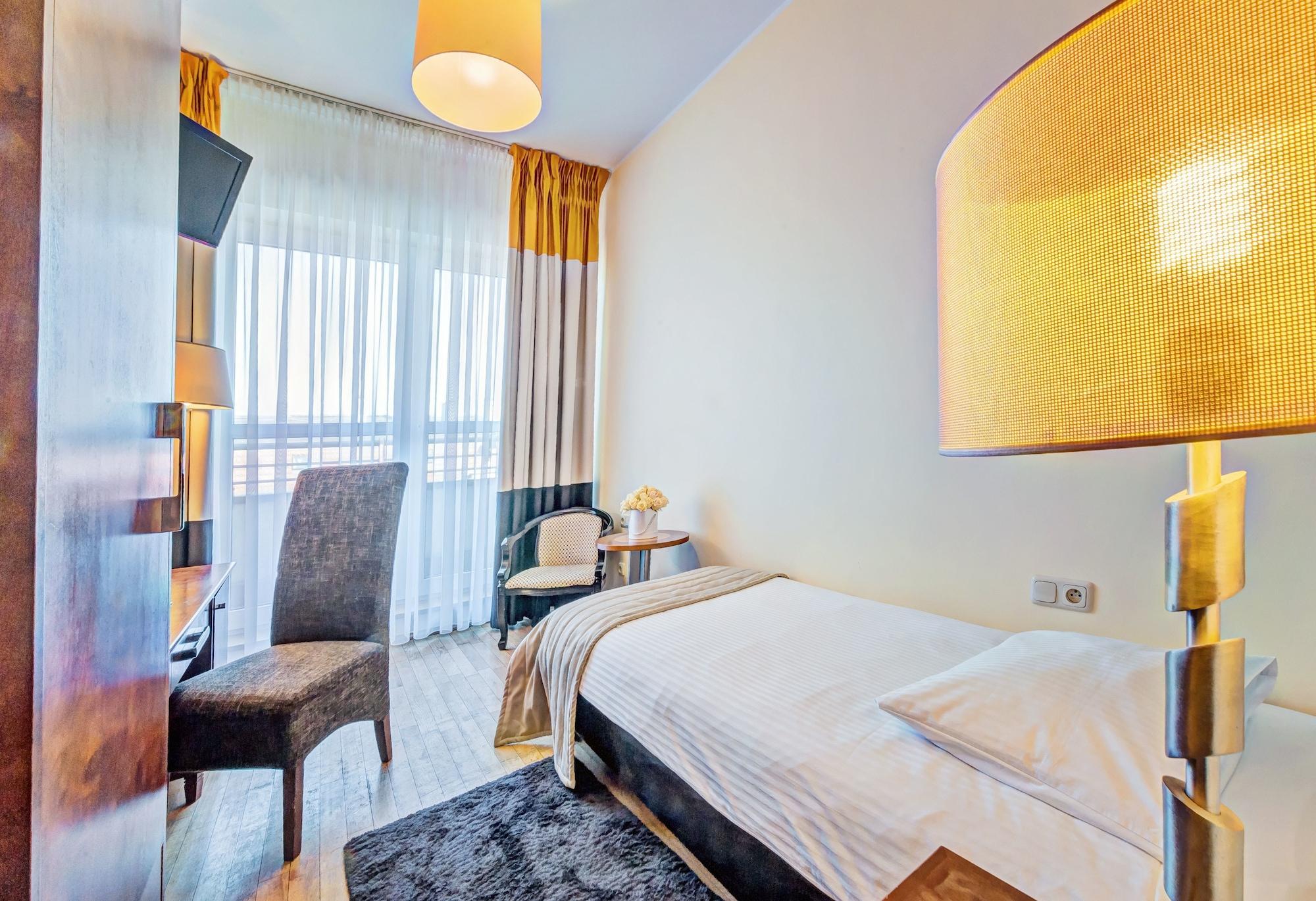 Don Prestige Aparthotel 4*