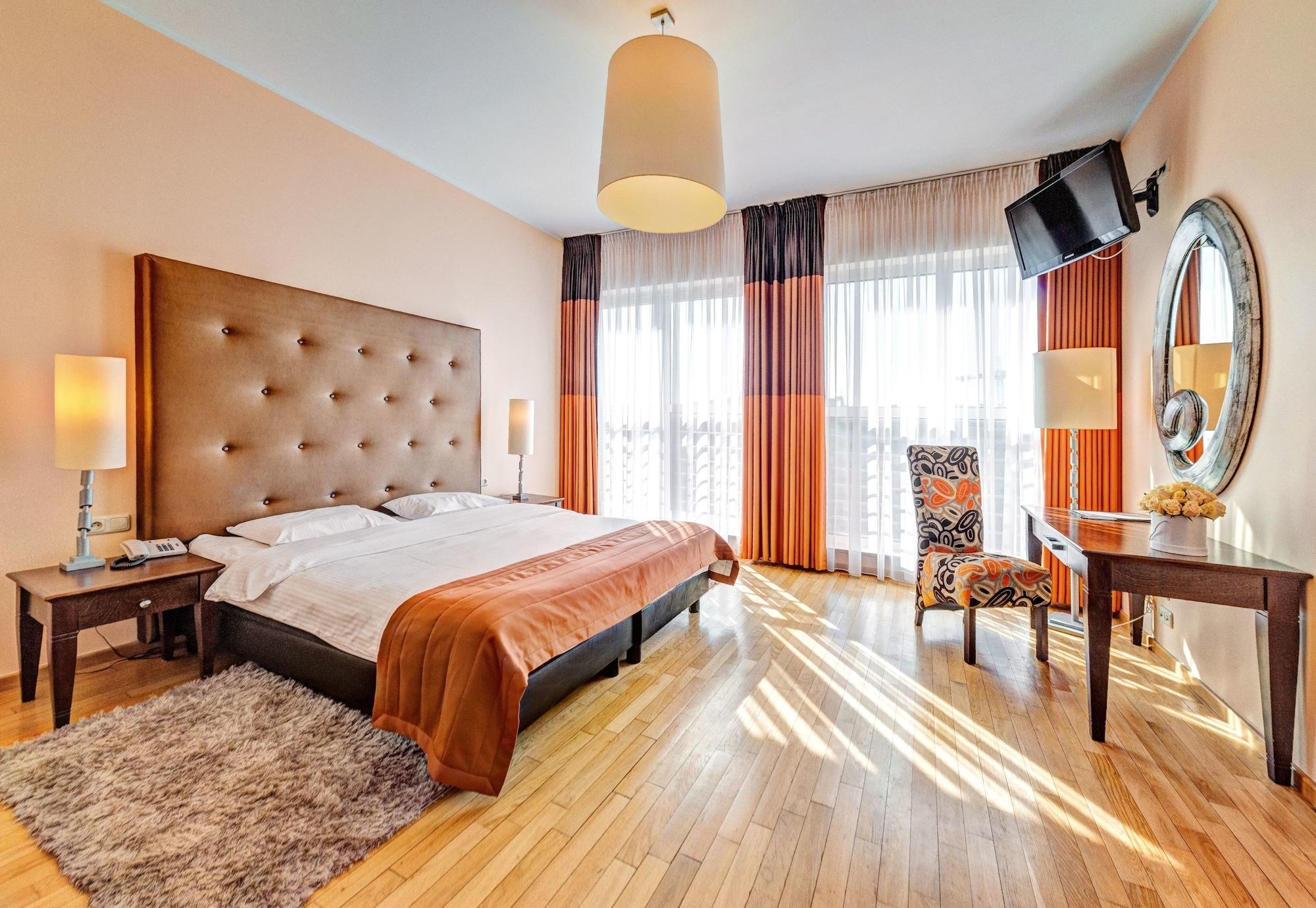 Don Prestige Aparthotel 4*