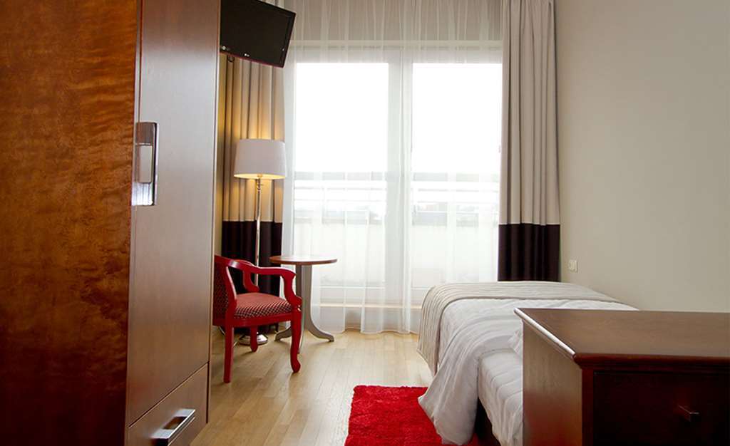 Don Prestige 4* Poznan